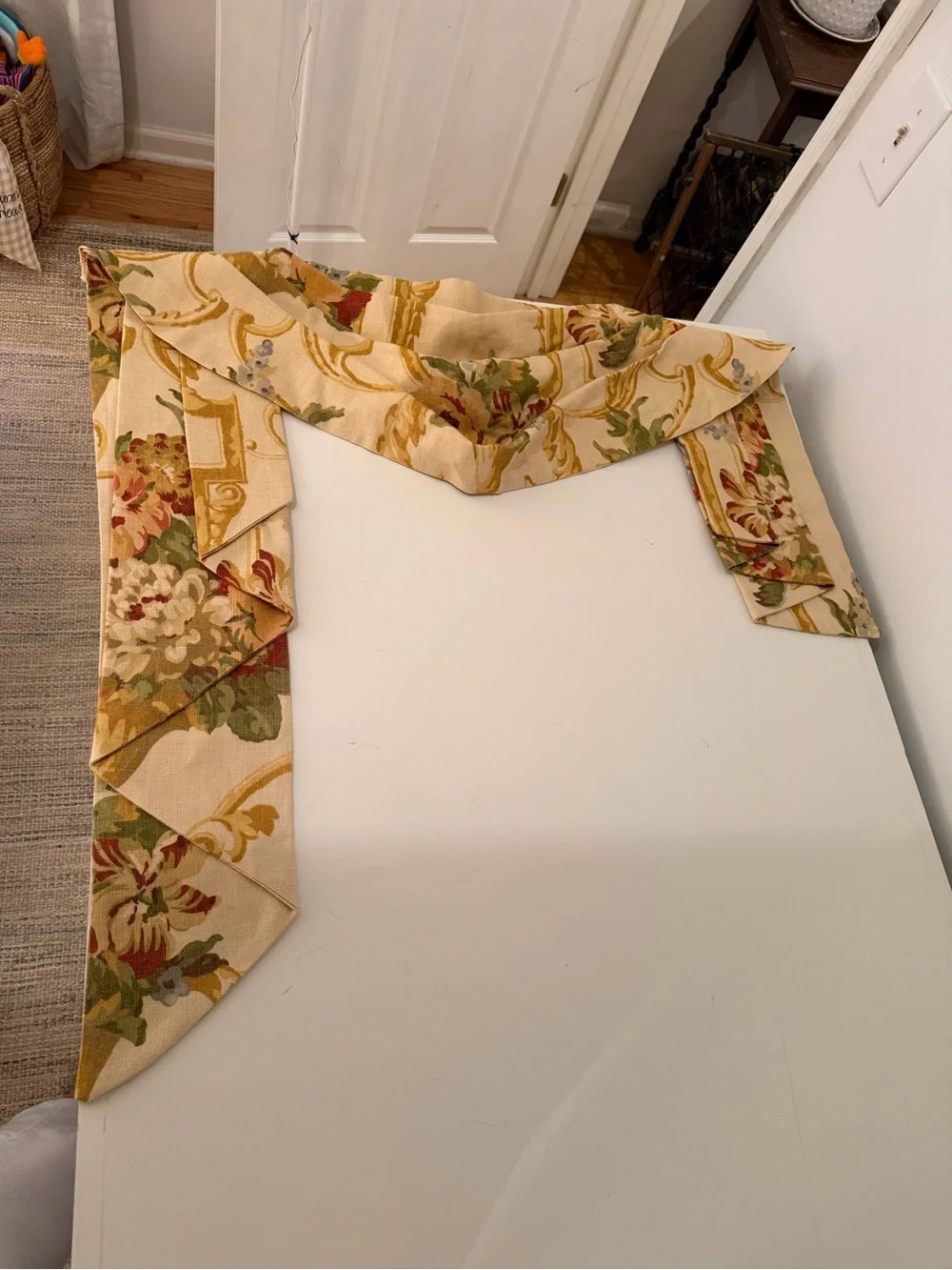 1990s Vintage Floral Swag Valance (set of 2).